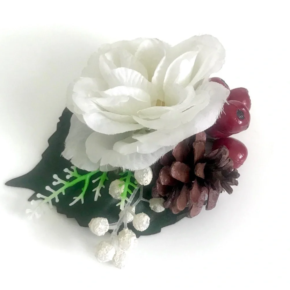 Vintage woodland floral pinup fascinator hair clip